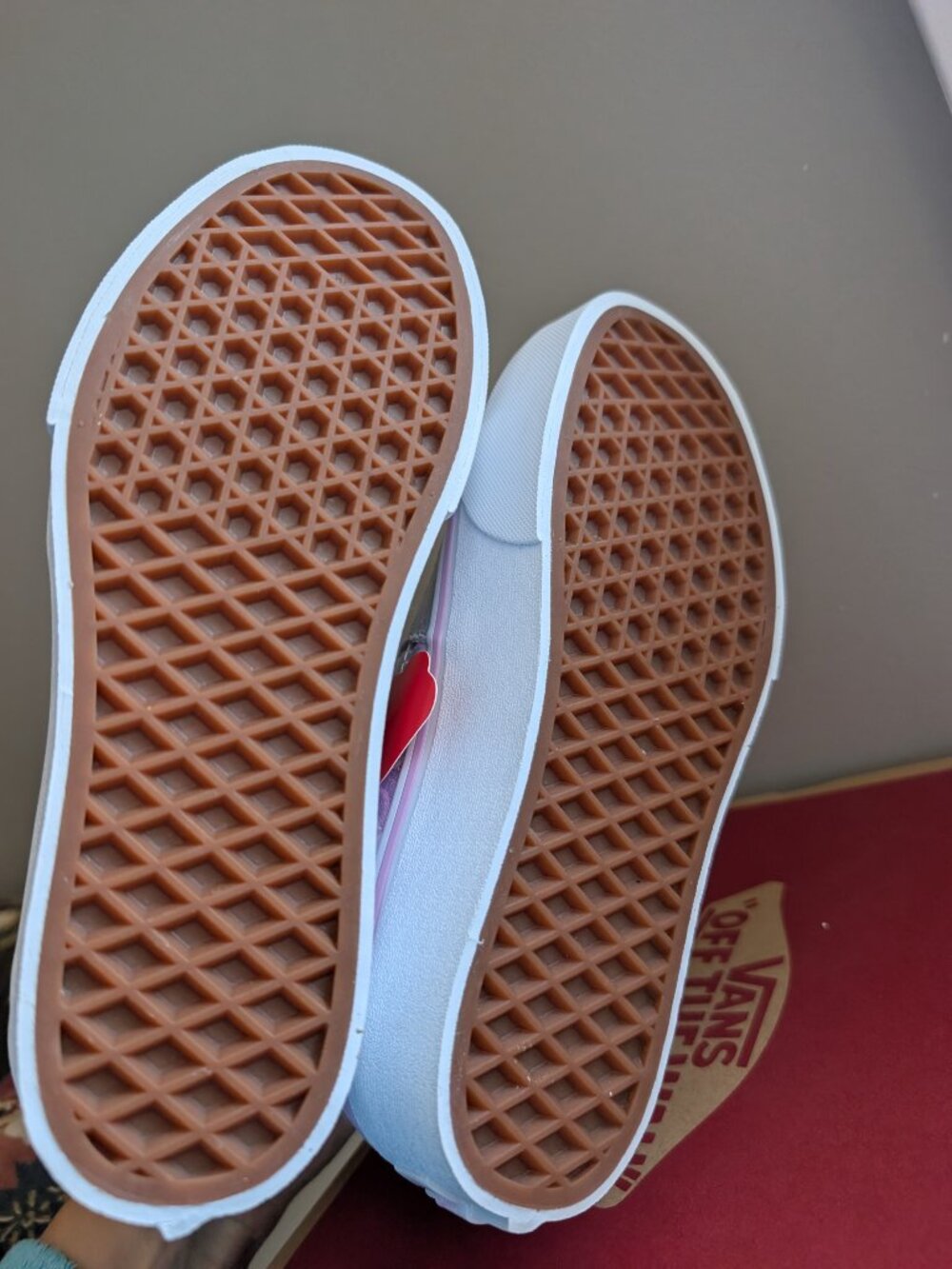 New Vans platform shoes - Picture 4 of 5